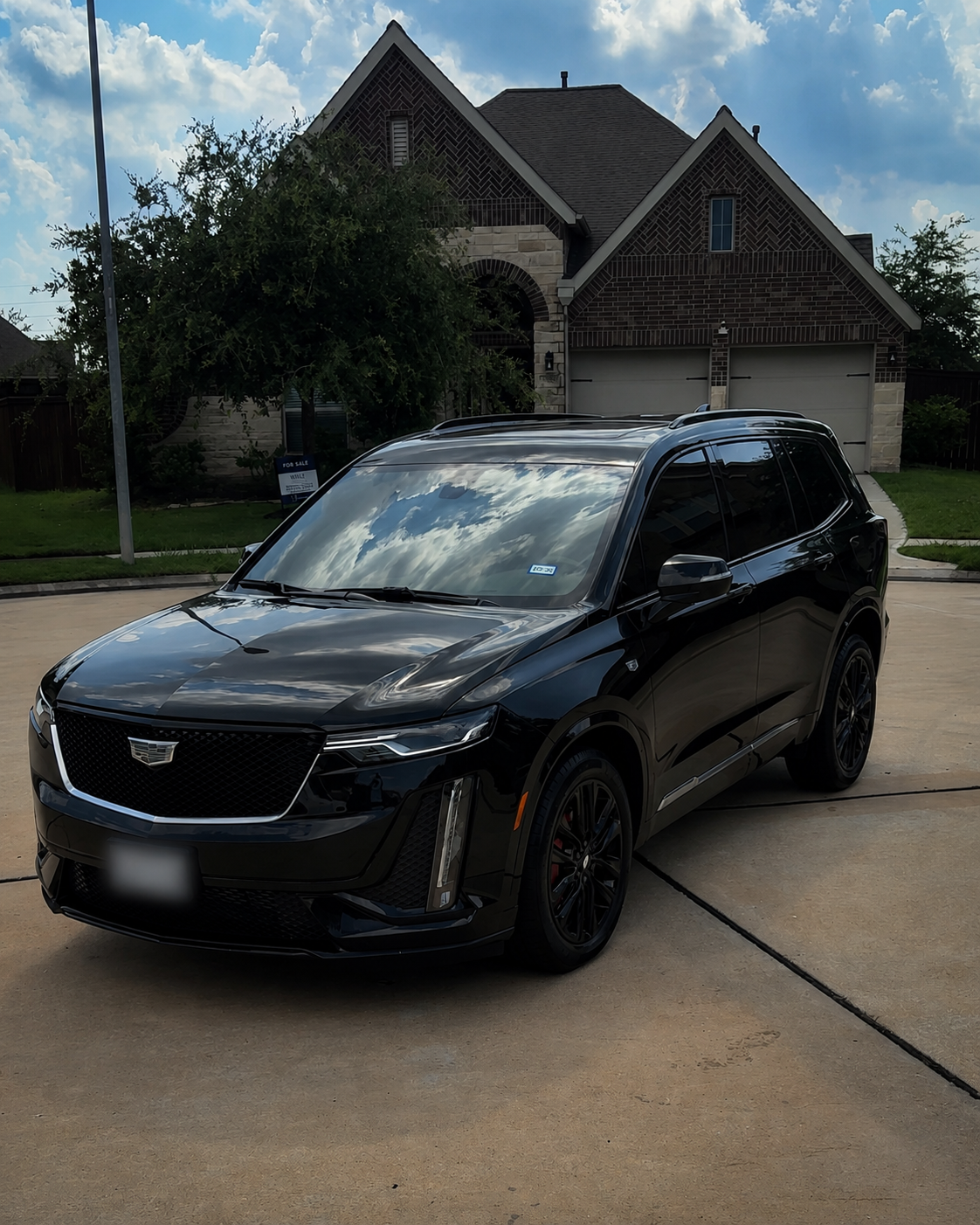 Cadillac XT6 - Rear 3/4 View